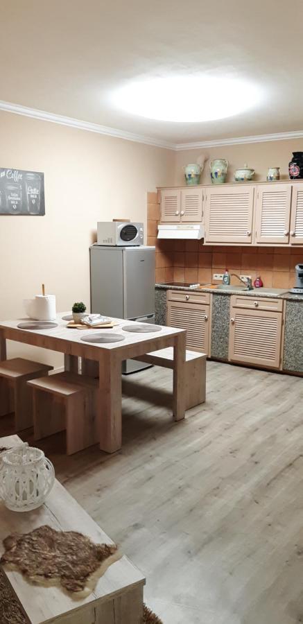 Petit Appartement Cosy Bastogne Exteriör bild